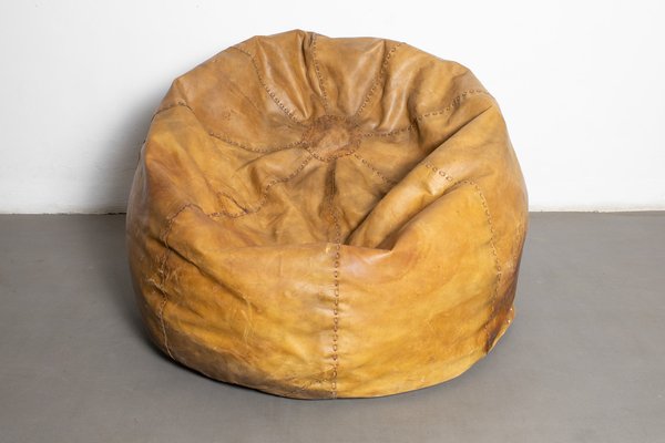 Leather Pouf by Pas Durbino Lomazzi, 1970s-LMR-1245756