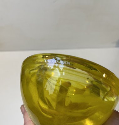 Lemon Atoll Art Glass Bowl by Anna Ehrner for Kosta Boda, 1980s-LCR-2043872