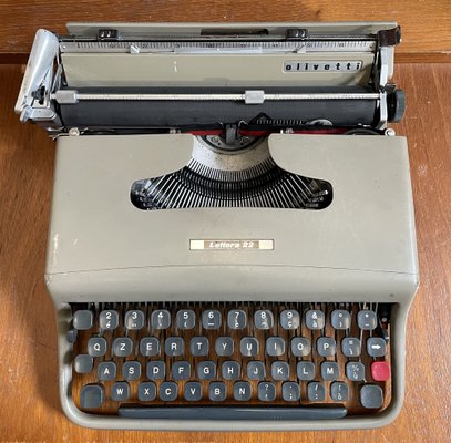 Lettera 22 Typewriter from Olivetti-BNU-1276620