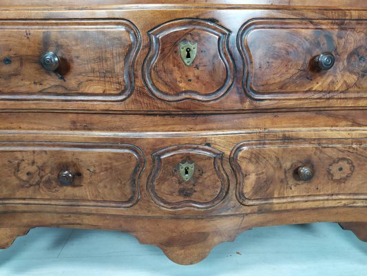 Louis XV Curved Walnut Chest of Drawers-EAD-1747186