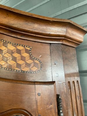 Louis XV Walnut Showcase Corner Cabinet with Cubic Marquetry by Oeben, 18th Century-UQL-941883