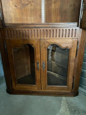 Louis XV Walnut Showcase Corner Cabinet with Cubic Marquetry by Oeben, 18th Century-UQL-941883