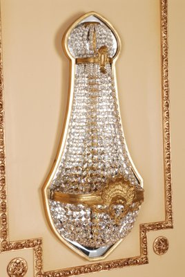 Louis XVI Style Crystal Basket Wall Light-FLW-1402004