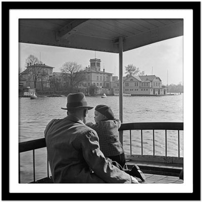 Man, Child Passing Ferry House Hamburg Uhlenhorst, Germany 1938, Printed 2021-DYV-992041