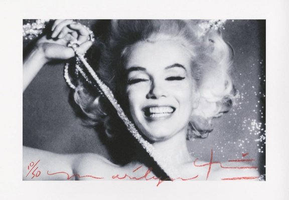 Marilyn Monroe The last sitting Pearls 2 by Bert Stern . 2011-ICD-696790