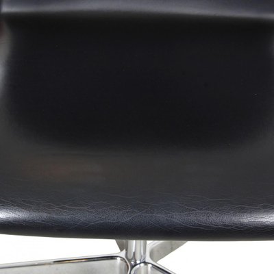 Medium High Back and Original Black Leather Oxford Office Chair by Arne Jacobsen-MTD-1400318