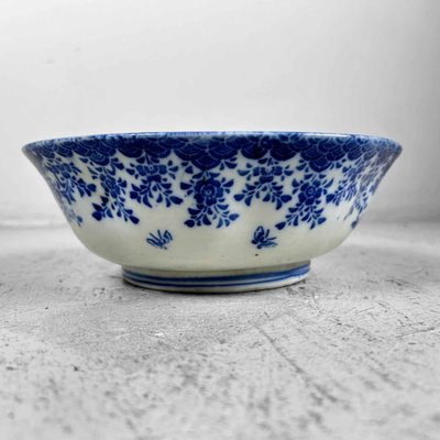 Meiji Porcelain Arita Tea Ceremony Bowl, Japan, 1890s-DWL-1787493