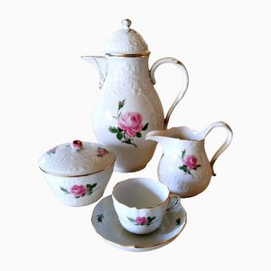 Meissen Porcelain Pink Roses and Embossed Decorations Coffee Service with 11 Cups, Set of 25-QRS-1117505