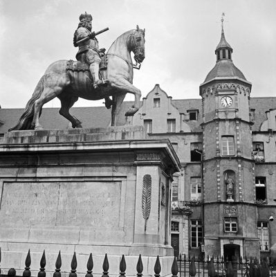 Memorial Jan Wellem at Old City Hall Duesseldorf, Germany 1937-DYV-995288