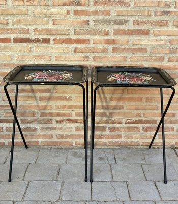 Mid-Century Black Metal Serving Trays on Folding Stand from CrestLine, 1960s, Set of 2-NOU-836871