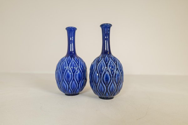 Mid-Century Blue and Red Peacock Vases by Sven Erik Skawonius for Upsala Ekeby, 1950s, Set of 3-UYK-1274350