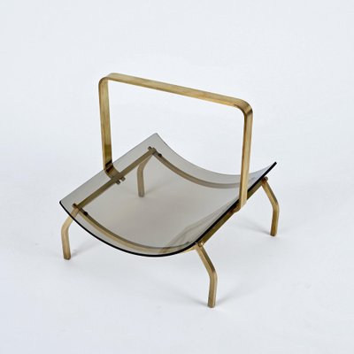 Mid-Century Brass and Smoked Glass Magazine Rack from Fontana Arte, Italy, 1960s-JDR-1195160