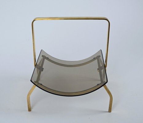 Mid-Century Brass and Smoked Glass Magazine Rack from Fontana Arte, Italy, 1960s-JDR-1195160