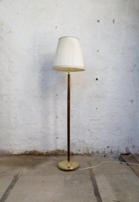 Mid-Century Brass & Polished Wood Floor Lamp from Böhlmarks, Sweden, 1940s-UYK-1367543