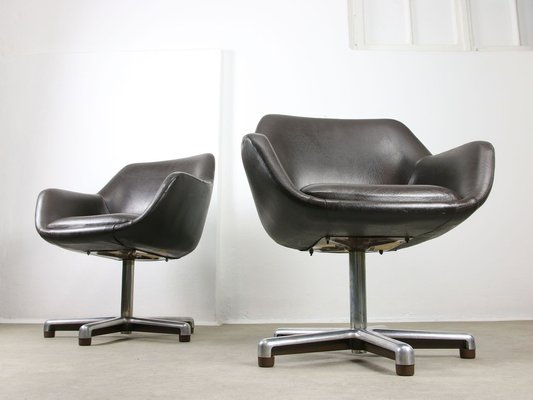 Mid-Century Chocolate Brown Leather Swivel Chair-HGJ-1760874