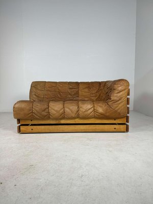 Mid-Century Cognac Leather Lounge Sofa in Oak, 1970s-GNW-1765773