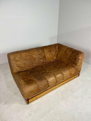 Mid-Century Cognac Leather Lounge Sofa in Oak, 1970s-GNW-1765773