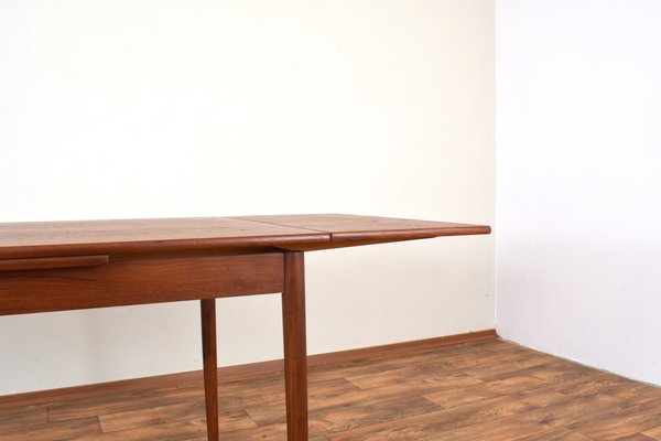 Mid-Century Danish Extendable Dining Table in Teak, 1960s-LOT-2032077