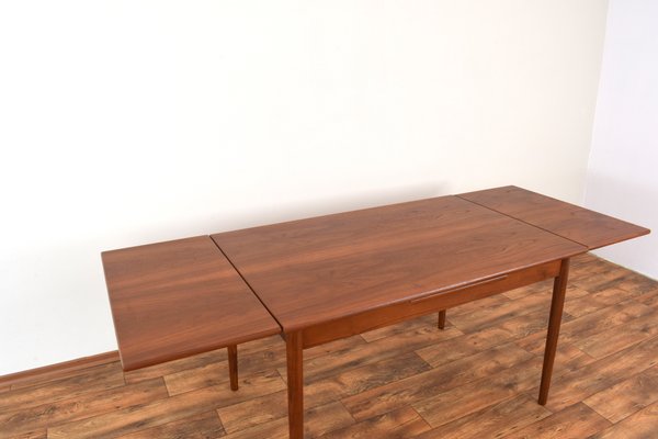 Mid-Century Danish Extendable Dining Table in Teak, 1960s-LOT-2032077