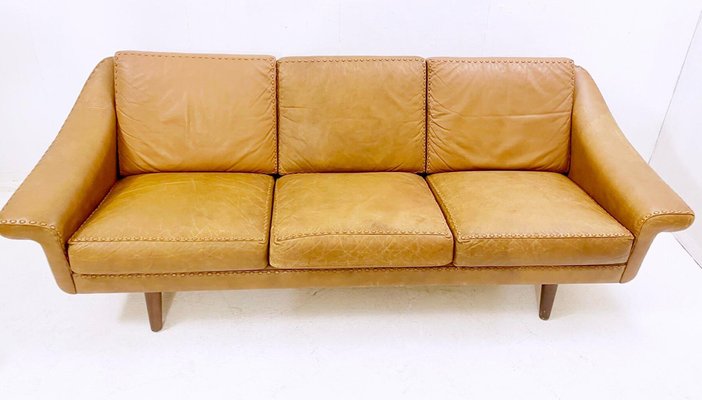 Mid-Century Danish Matador Sofa in Cognac Leather by Aage Christiansen-FGA-1249628