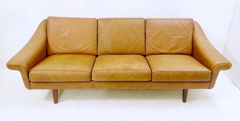 Mid-Century Danish Matador Sofa in Cognac Leather by Aage Christiansen-FGA-1249628