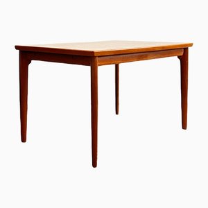 Mid-Century Danish Modern Round Teak Extendable Dining Table by Grete Jalk for Glostrup, 1960s-DOY-1313288