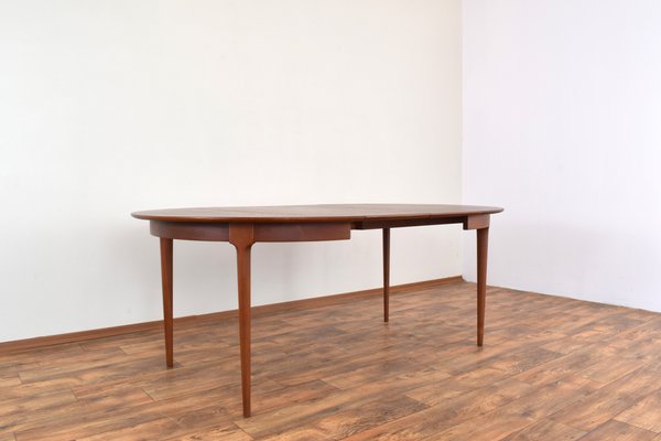 Mid-Century Danish Teak Extendable Dining Table, 1960s-LOT-2032123