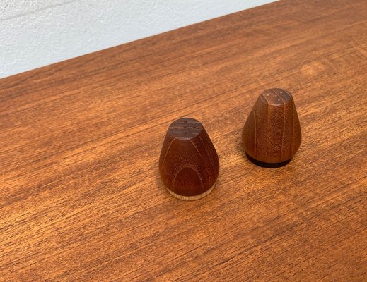 Mid-Century Danish Teak Pepper and Salt Shaker, 1960s, Set of 2-UAH-1334591