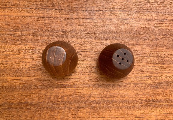 Mid-Century Danish Teak Pepper and Salt Shaker, 1960s, Set of 2-UAH-1334591