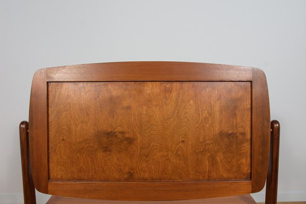 Mid-Century Dressing Table from Ølholm Møbelfabri, 1960s-NIT-1757930