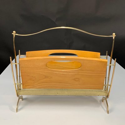 Mid-Century French Brass and Chestnut Wood Magazine Rack by Maison Baguès, 1950s-JDR-1126170