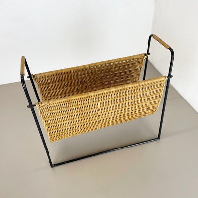 Mid-Century French Rattan Magazine Holder, 1950s-QZ-1343160