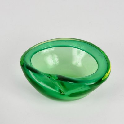 Mid-Century Italian Green Sommerso Murano Glass Decorative Bowl by Flavio Poli, 1960s-JDR-1125442