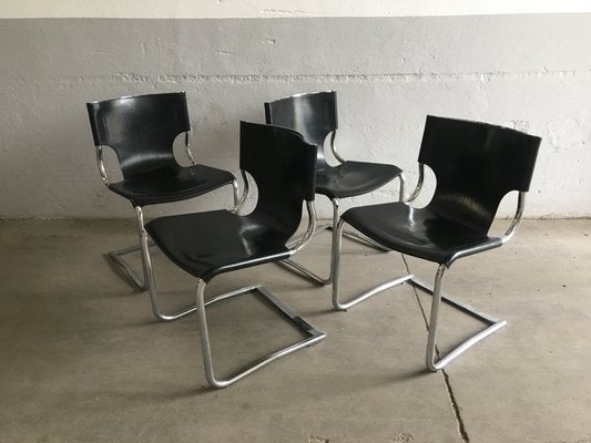 Mid-Century Italian Modern Black Leather Model 920 Cantilever Chairs by Carlo Bartoli, 1970s, Set of 4-DHH-1330609