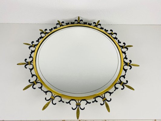 Mid-Century Italian Round Illuminated Brass Wall Mirror, Italy, 1960s-PUK-839034