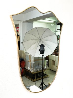 Mid-Century Italian Shield Shaped Brass Mirror by Gio Ponti, 1961-JDR-1126169