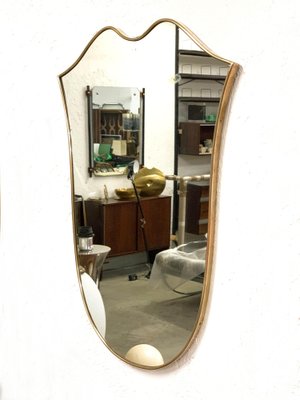 Mid-Century Italian Shield Shaped Brass Mirror by Gio Ponti, 1961-JDR-1126169