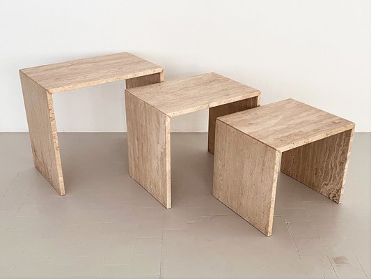 Mid-Century Italian Travertine Nesting Tables, 1970s, Set of 3-VNE-1373104