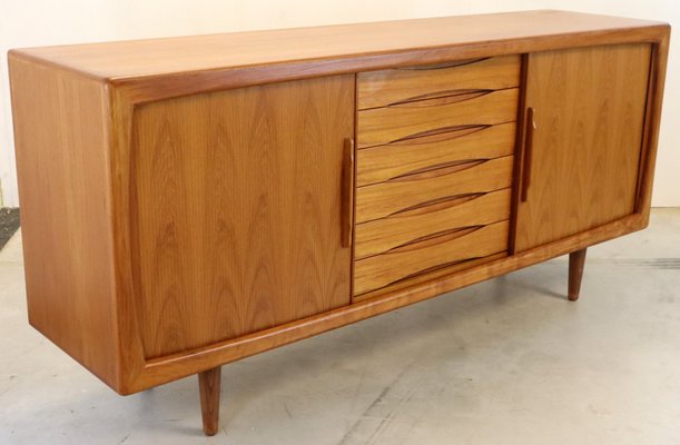 Mid-Century Lelllinge Sideboard attributed to Dyrlund-FYZ-1707010