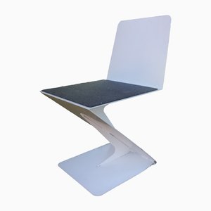 Mid-Century Metal Zig Zag Chair in the style of Gerrit Rietveld-QDP-1354647