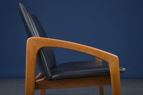 Mid-Century Model 23 Dining Chair by Henning Kjærnulf for Korup Stolefabrik, 1960s-ZZH-989179