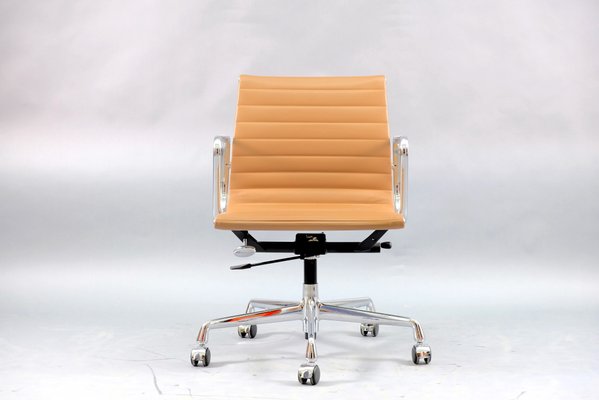 Mid-Century Model EA 117 Swivel Chair by Charles & Ray Eames for Vitra-CIP-782906