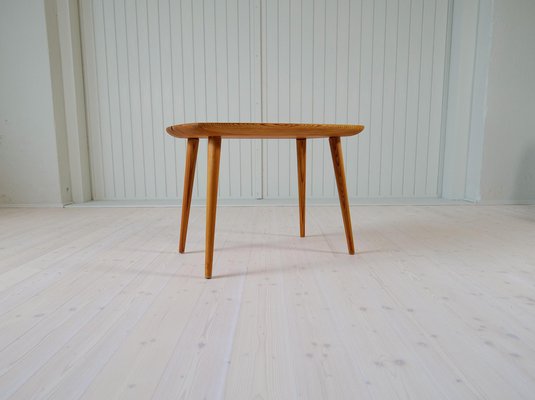 Mid-Century Modern Coffe Table in Pine, Sweden, 1940s-UYK-1706094