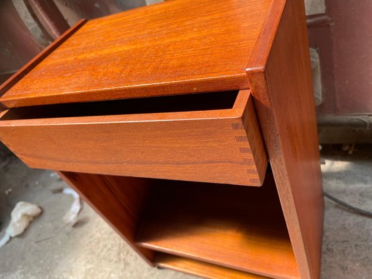 Mid-Century Modern Danish Bedside Tables in Teak, 1960s, Set of 2-MXB-1318421