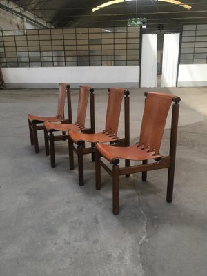 Mid-Century Modern Italian Cognac Leather and Dark Beech Dining Chairs by Ilmari Tapiovaara for La Permanente Mobili Cantù, Set of 4-DHH-1142553