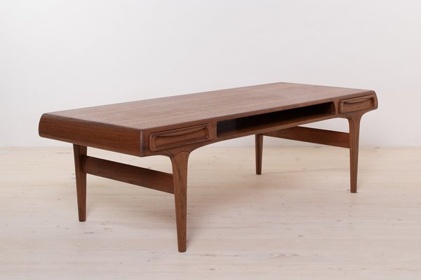 Mid-Century Modern Teak Coffee Table attributed to Johannes Andersen, 1960s-WZF-1751870