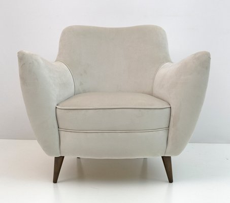 Mid-Century Modern Velvet Armchairs from Isa, Italy, 1950s, Set of 2-FER-1358006