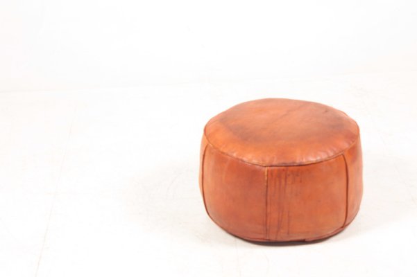 Mid-Century Pouf in Patinated Leather, Denmark, 1960s-FK-1048017