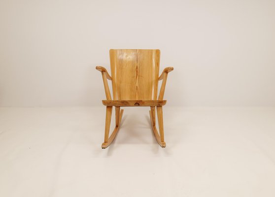 Mid-Century Rocking Chair in Pine from Göran Malmvall, Sweden, 1940s-UYK-1030217