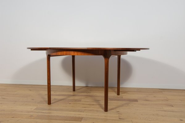 Mid-Century Round Rosewood Extendable Dining Table from McIntosh, United Knigdom, 1960s-NIT-2041136